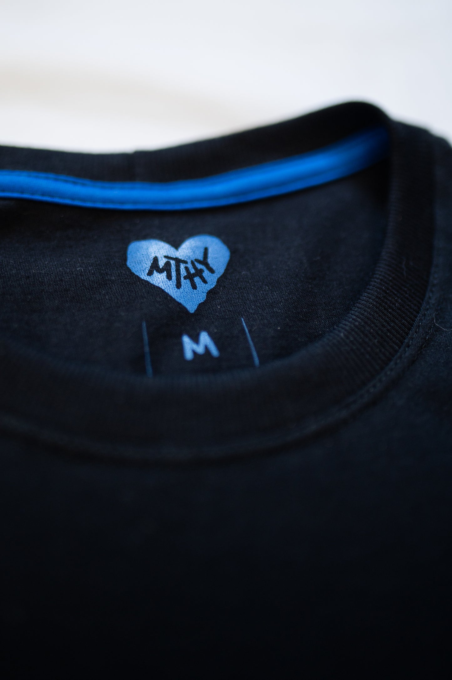 Manga Curta Black and Blue T-shirt